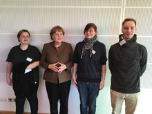 Angela-Merkel-in-Berlin-26